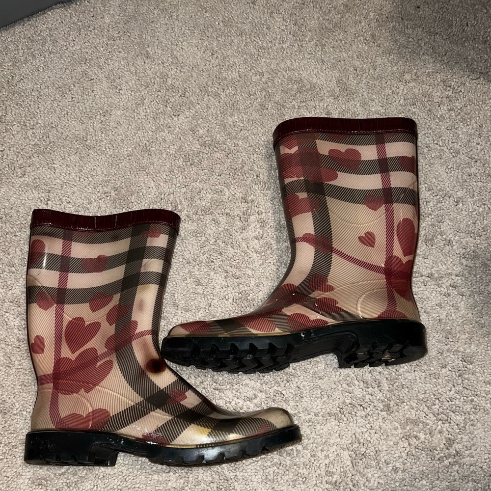 Burberry Brit Heart Rainboots 37